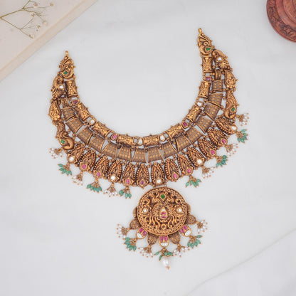 Grand Look Nagas Short Necklace