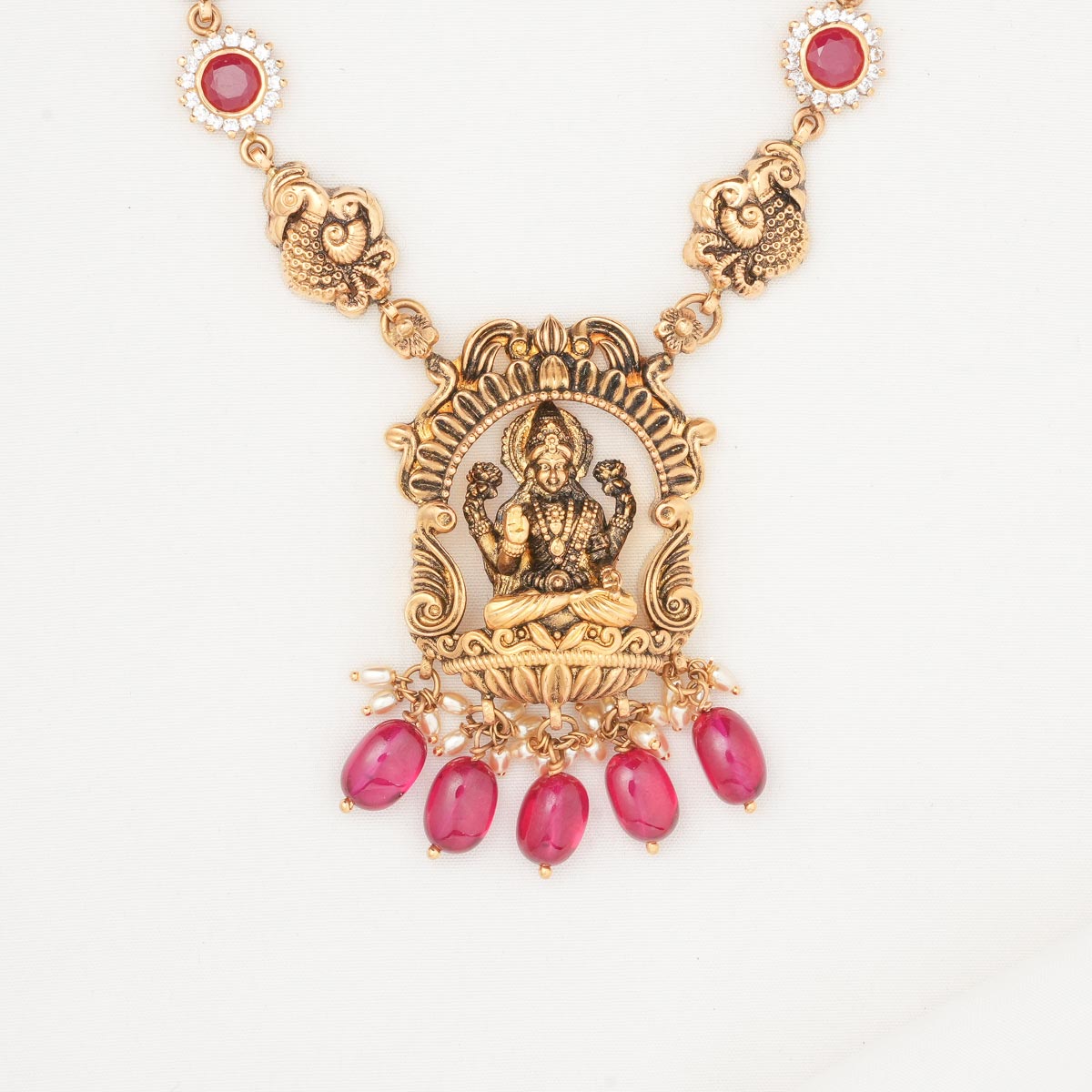 Aishwarya Varnam Long Necklace