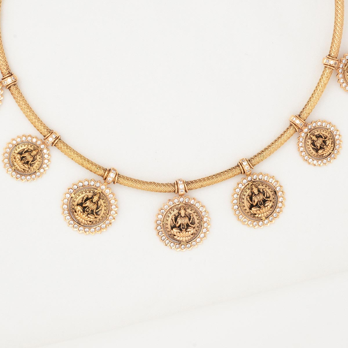 Gold Aura Antique Short Necklace