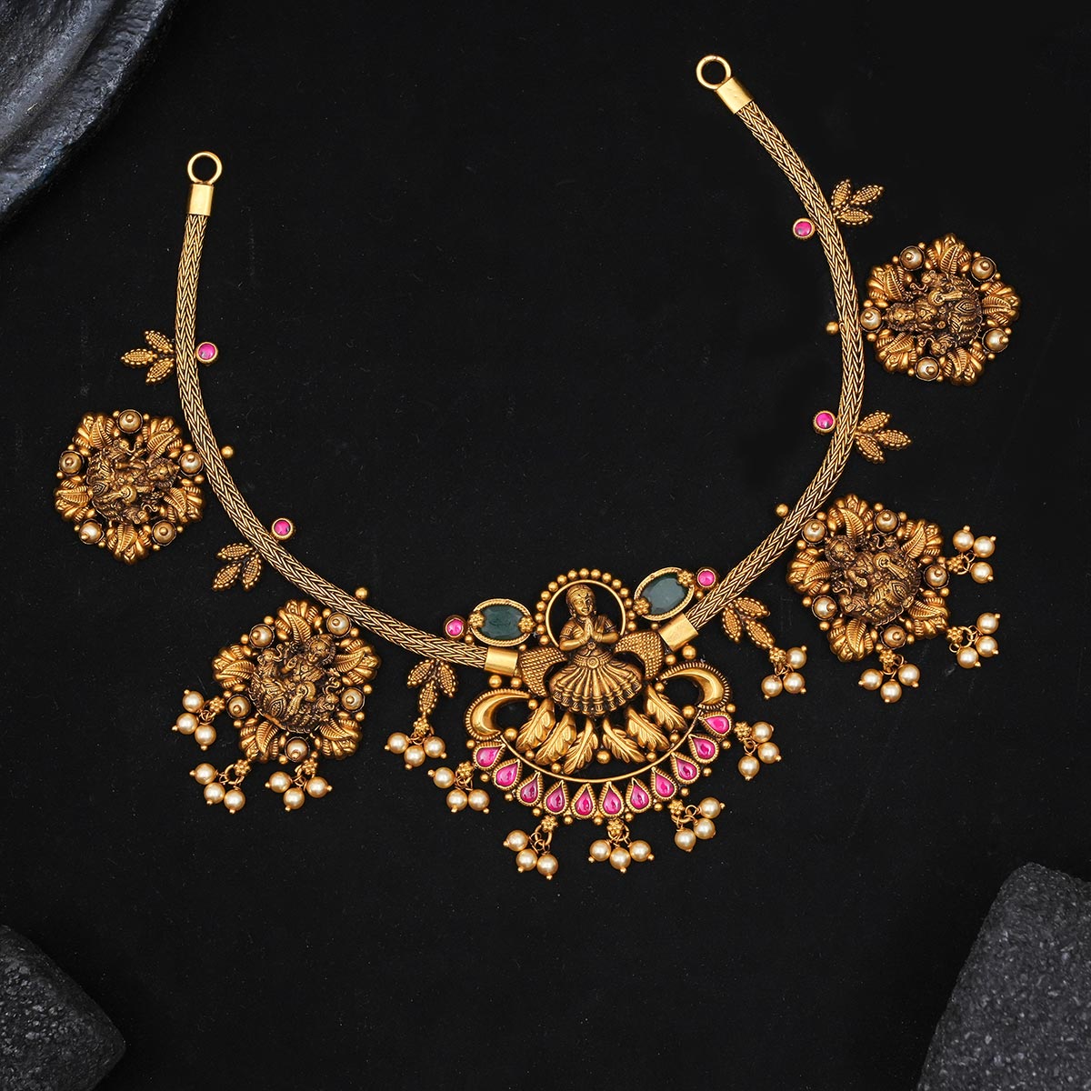 Aravikha Antique Short Necklace