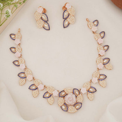 Charm Short Necklace Set