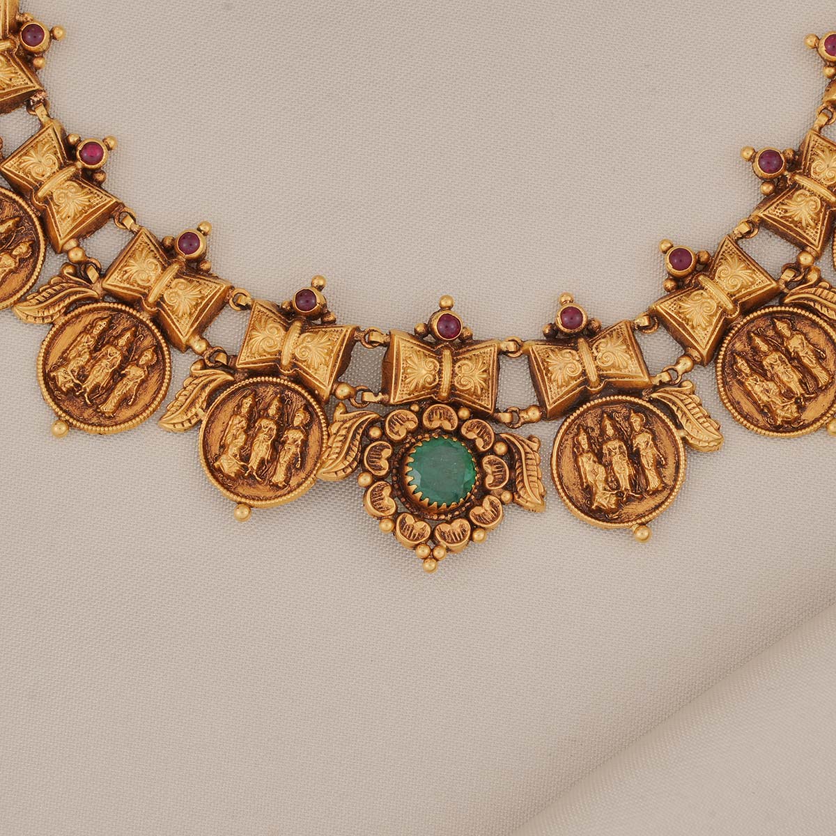 Dharshini Antique Short Necklace