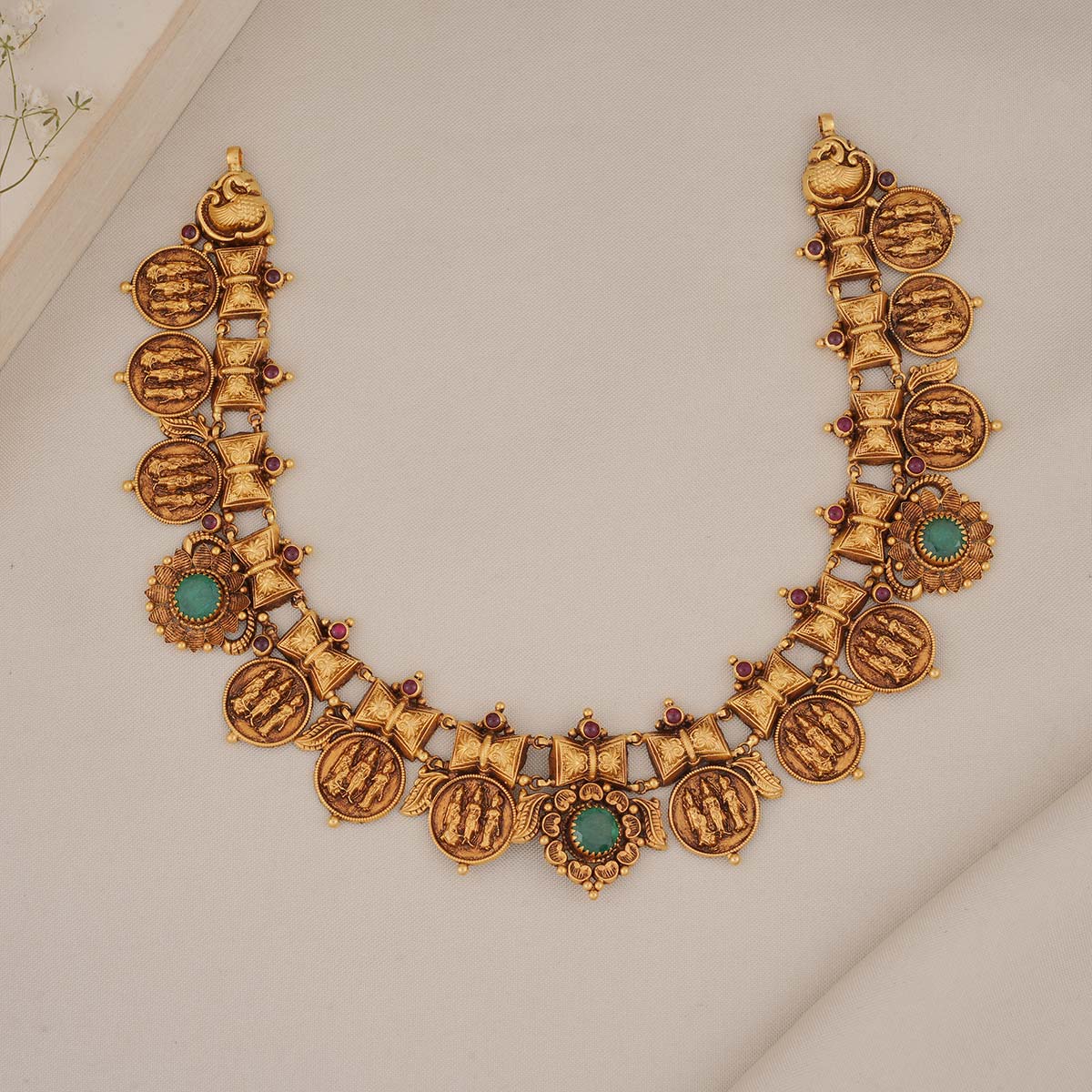 Dharshini Antique Short Necklace