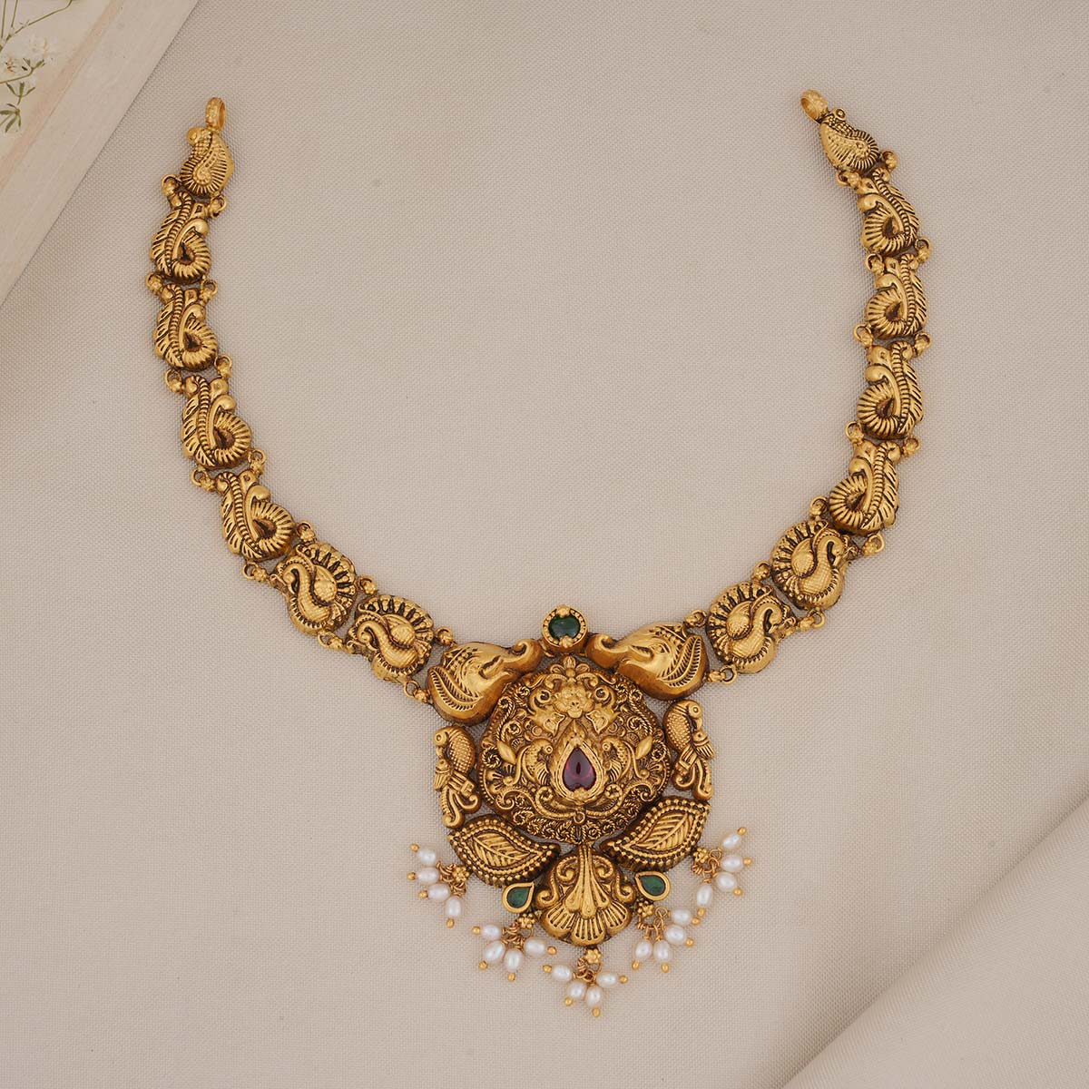 Renitha Antique Short Necklace