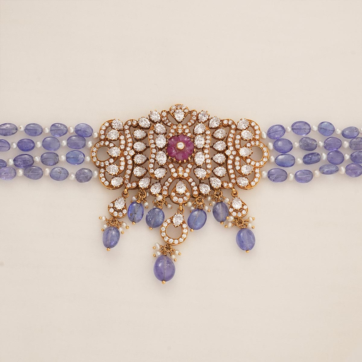 Attractive Antique Victorian Choker