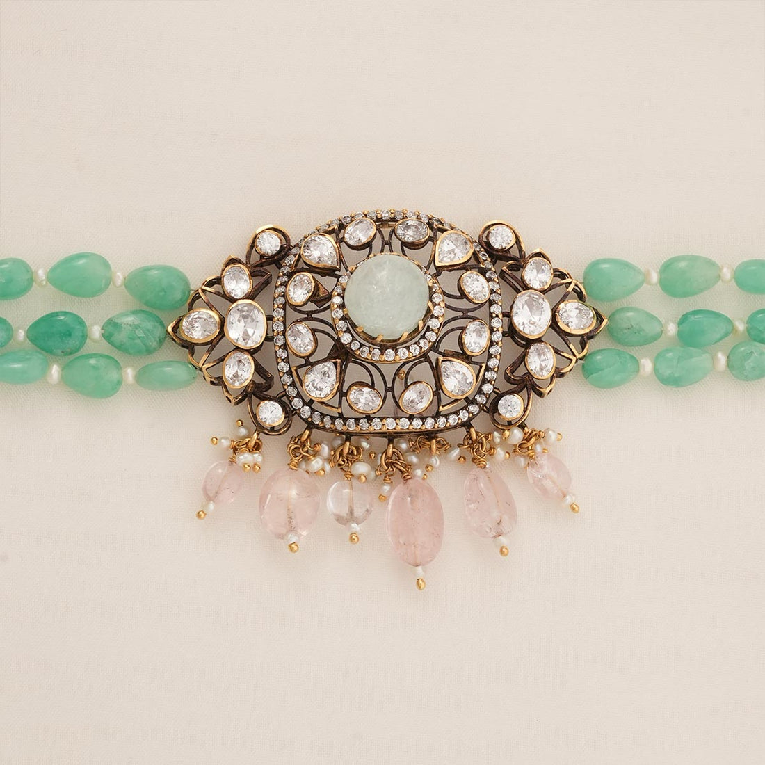 Prayagi Victorian Choker