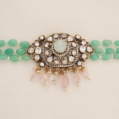 Prayagi Victorian Choker
