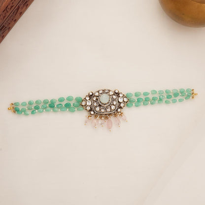 Prayagi Victorian Choker