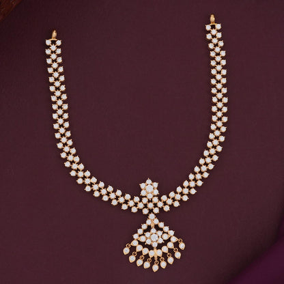 Sparkling Short Necklace