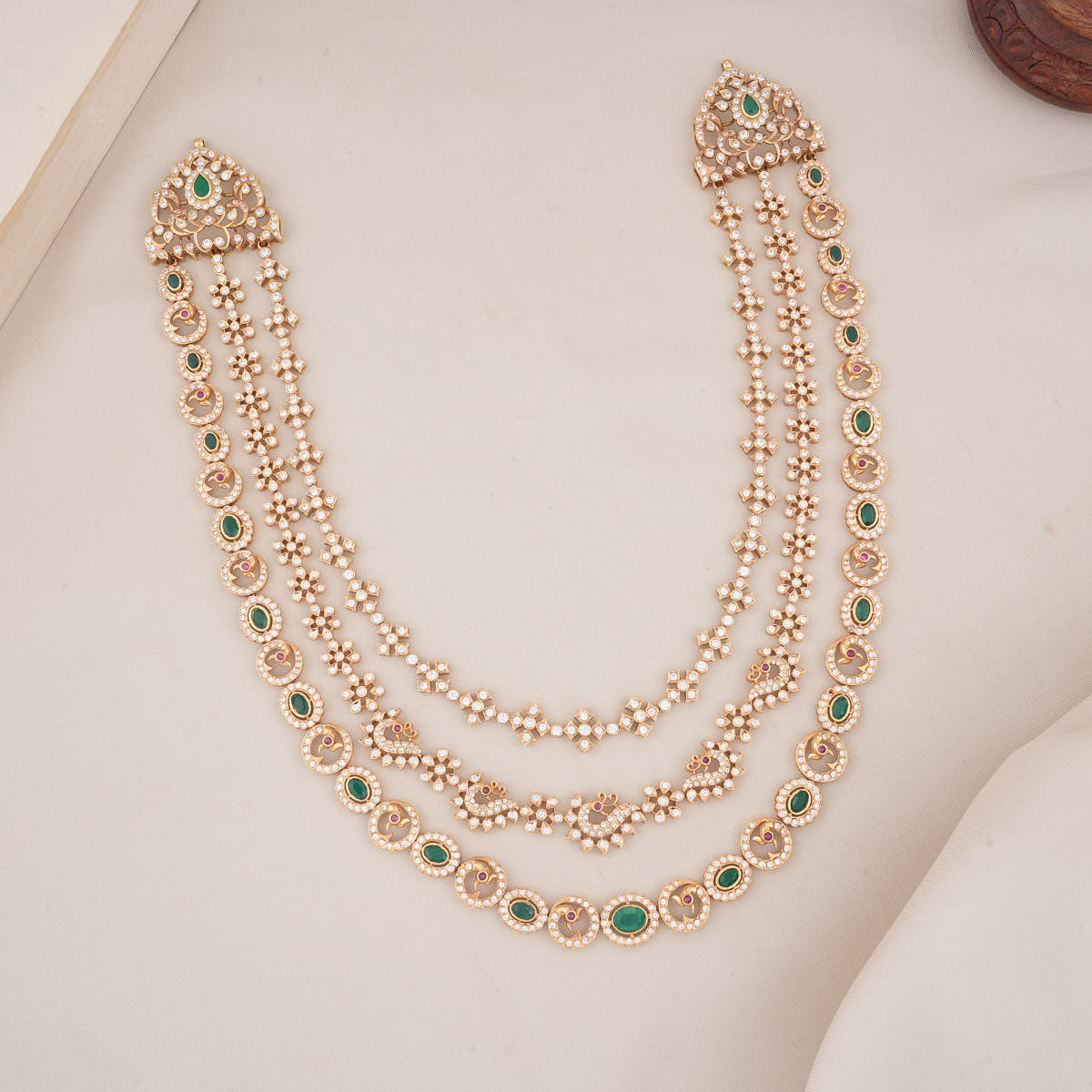 Grandeur Look Long Necklace