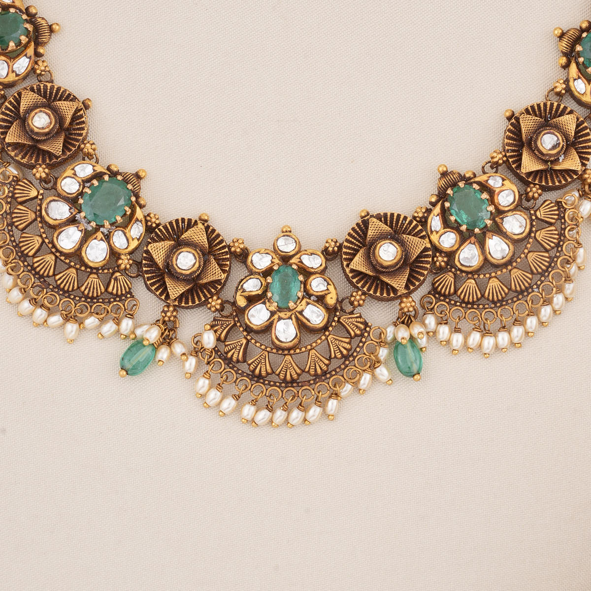 Royal Essence Antique Short Necklace