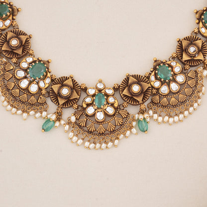 Royal Essence Antique Short Necklace