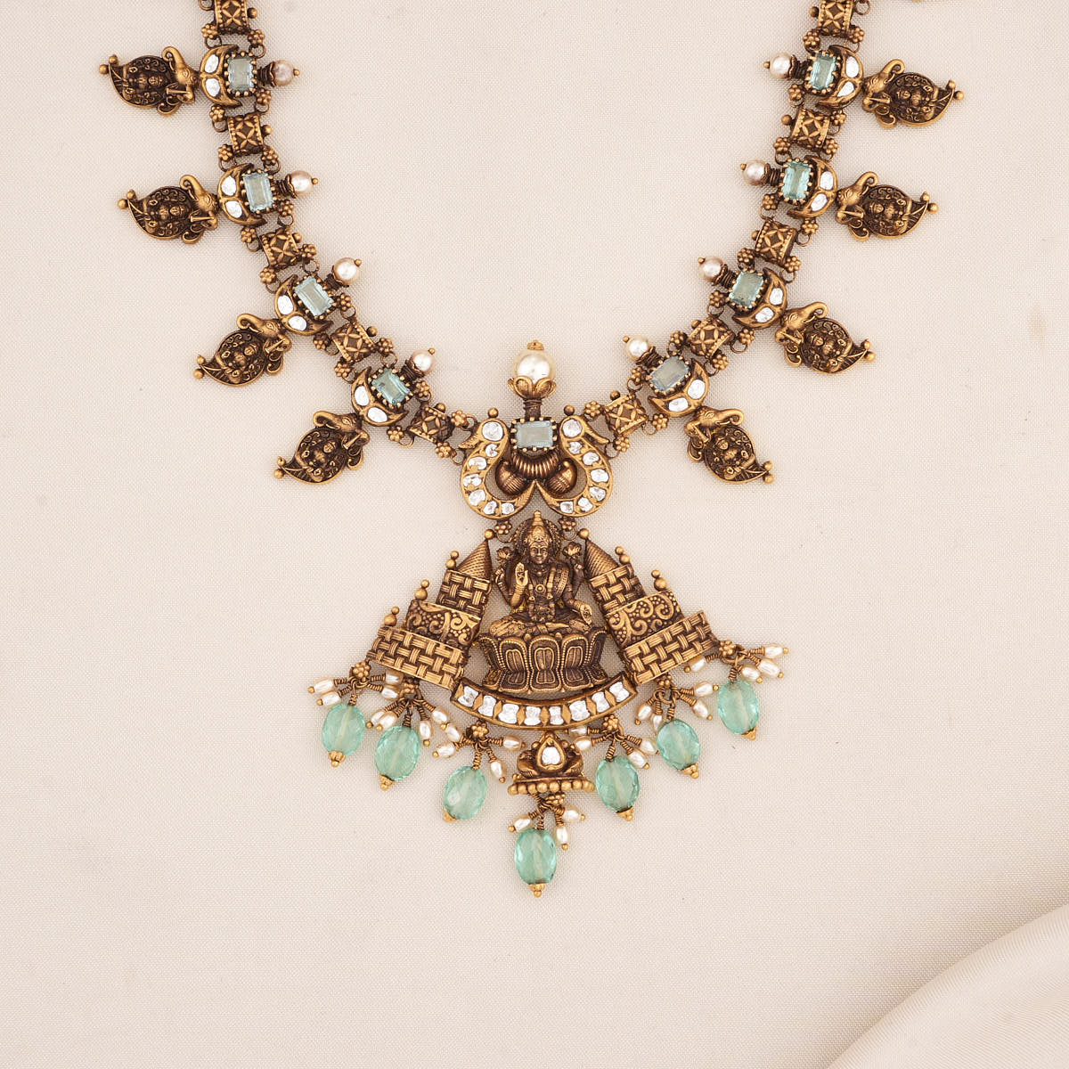 Fascinate Antique Long Necklace