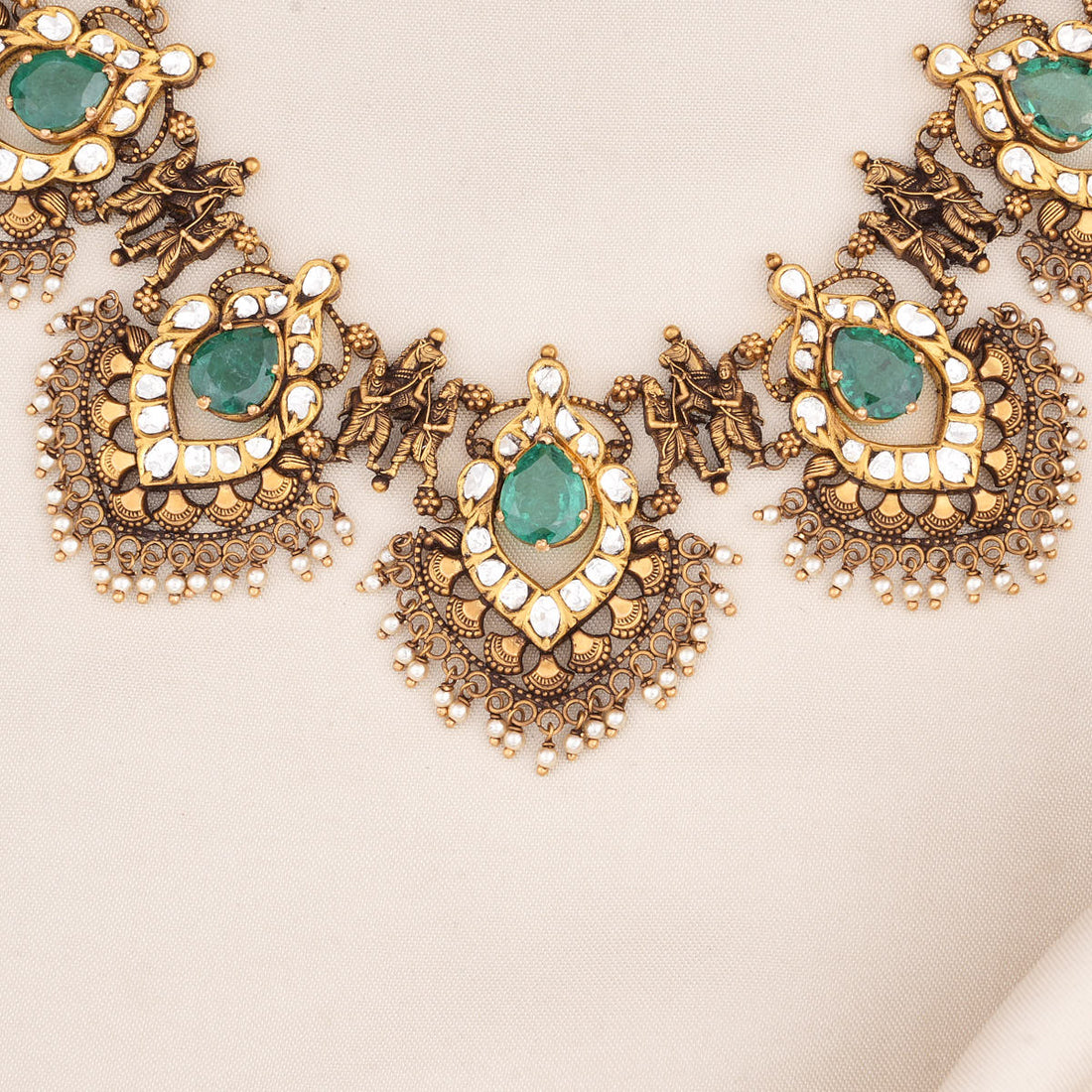 Hridvika Antique Short Necklace