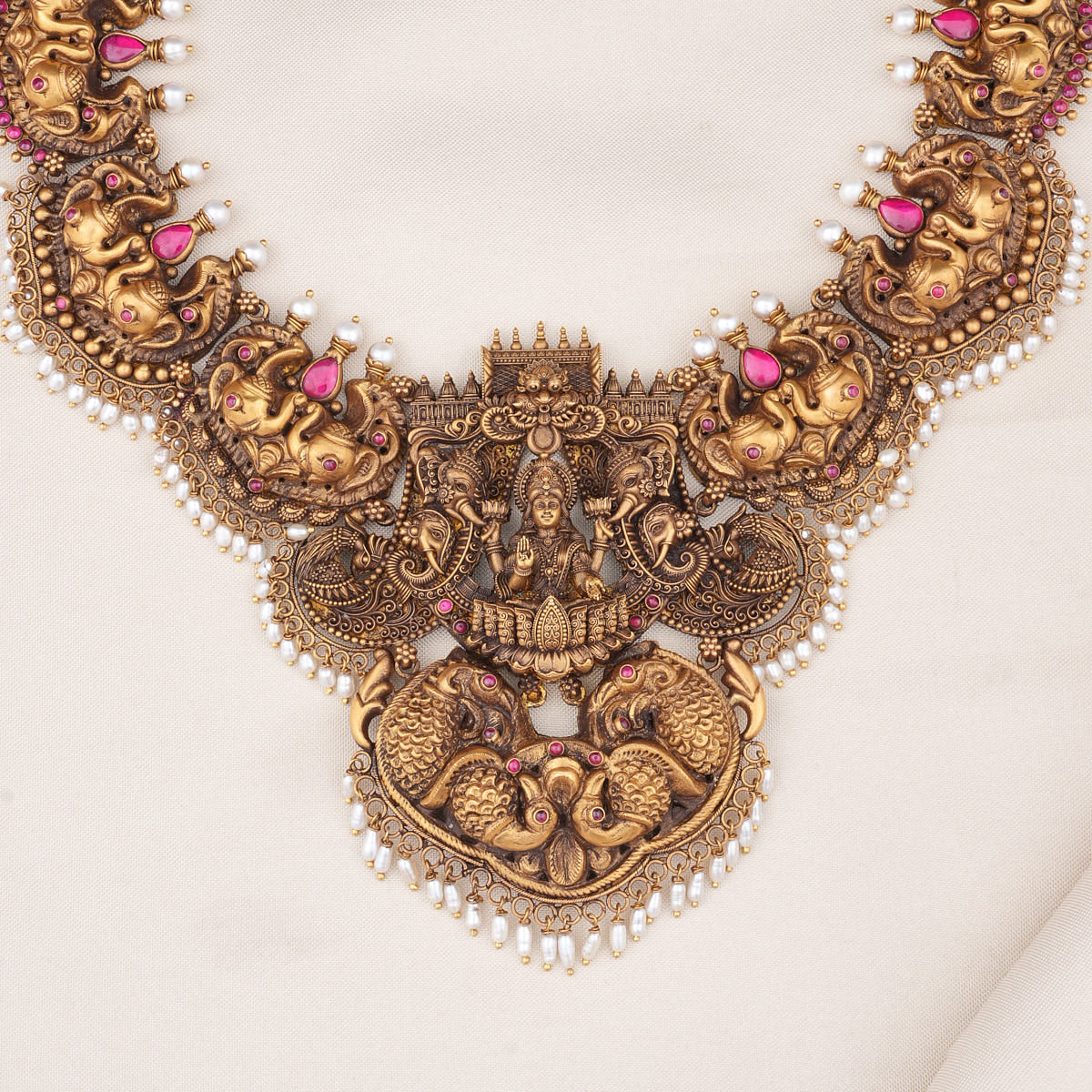Grand Antique Necklace