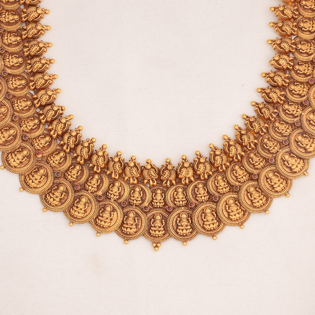 Grand Layer kaasumalai  Necklace