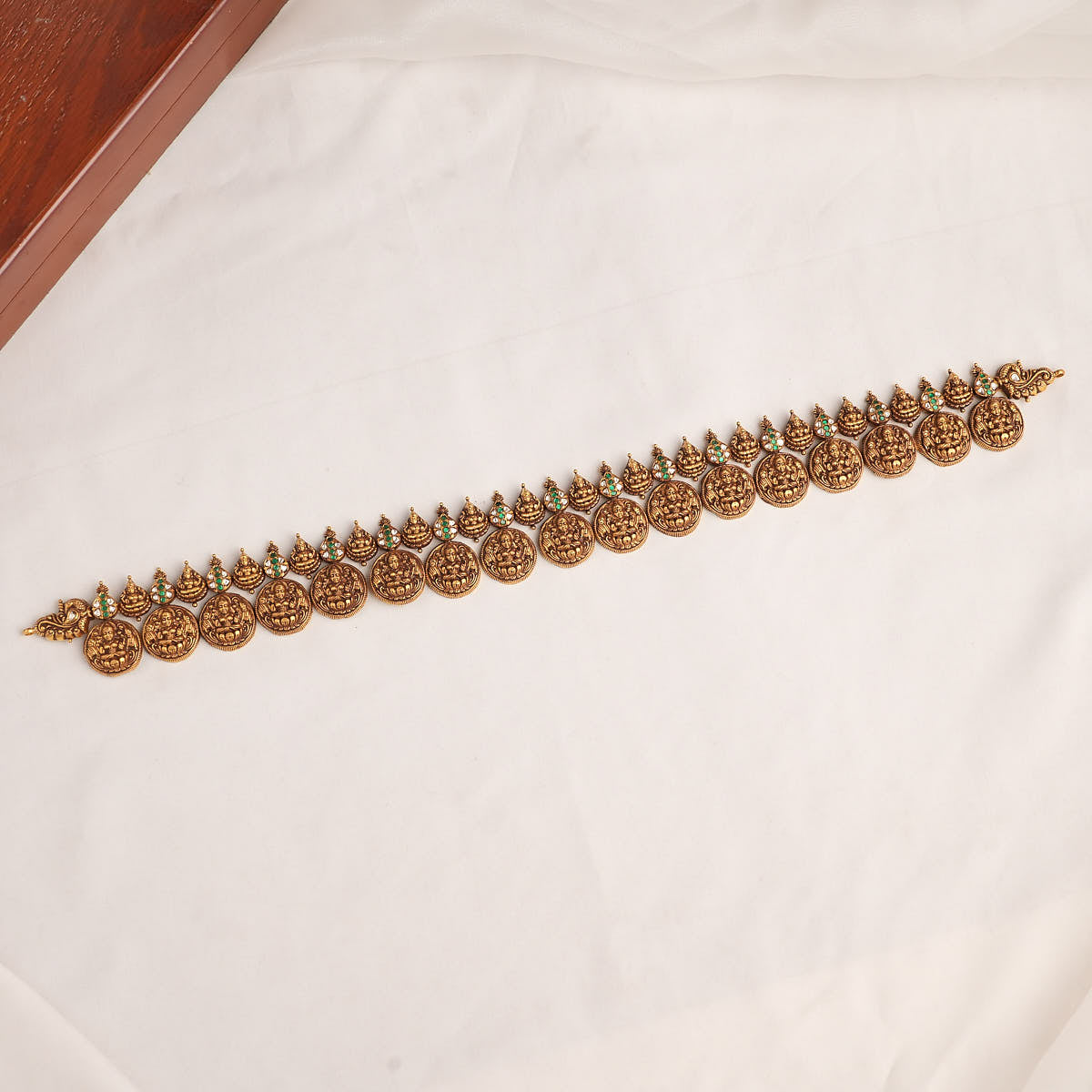 Lakshmi Antique Kaasumalai Necklace Cum Oddiyanam