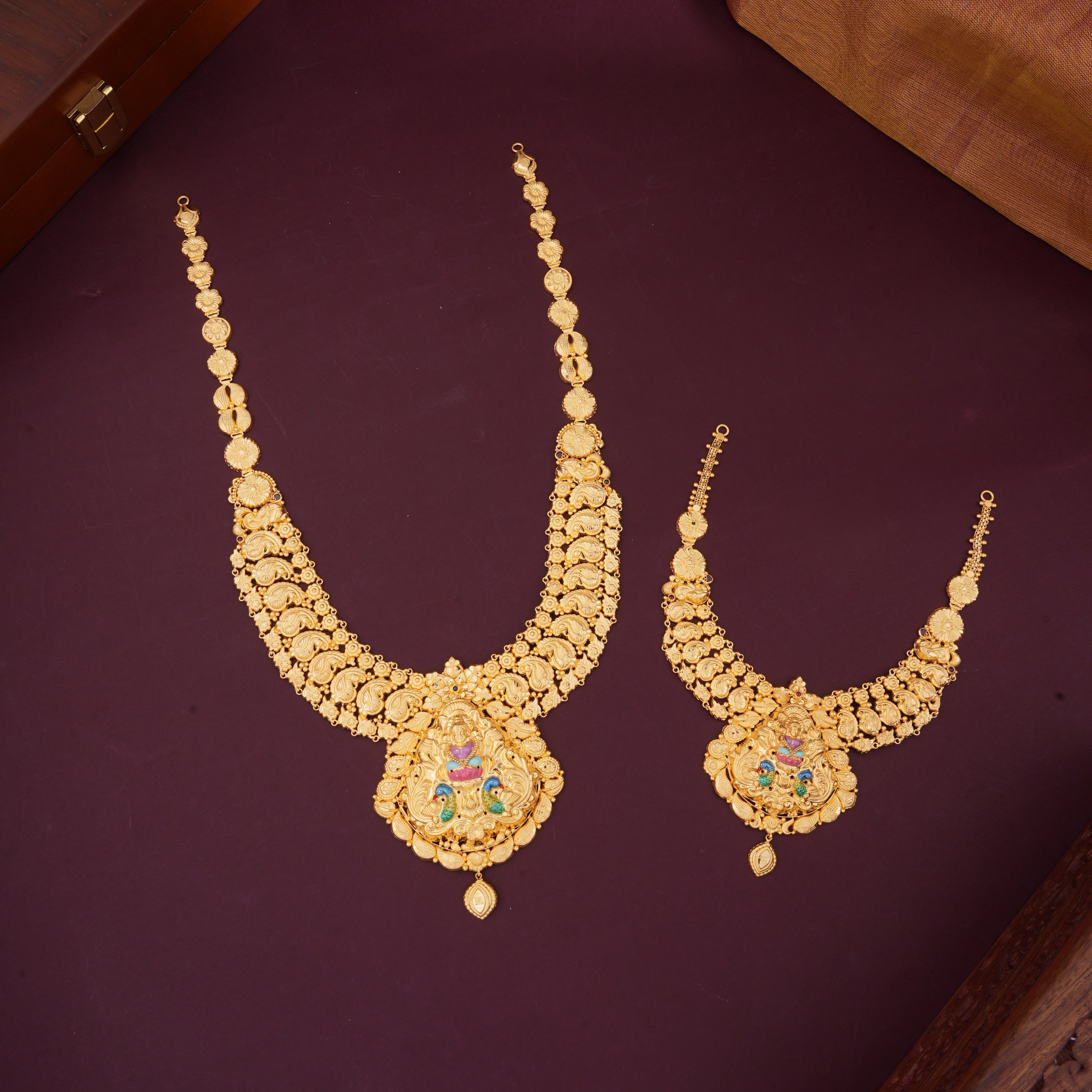 Effortlessly Wearable Short &amp; Long Necklace