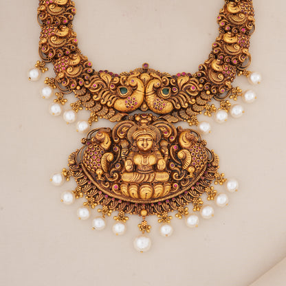 Yazhini Antique Short Necklace