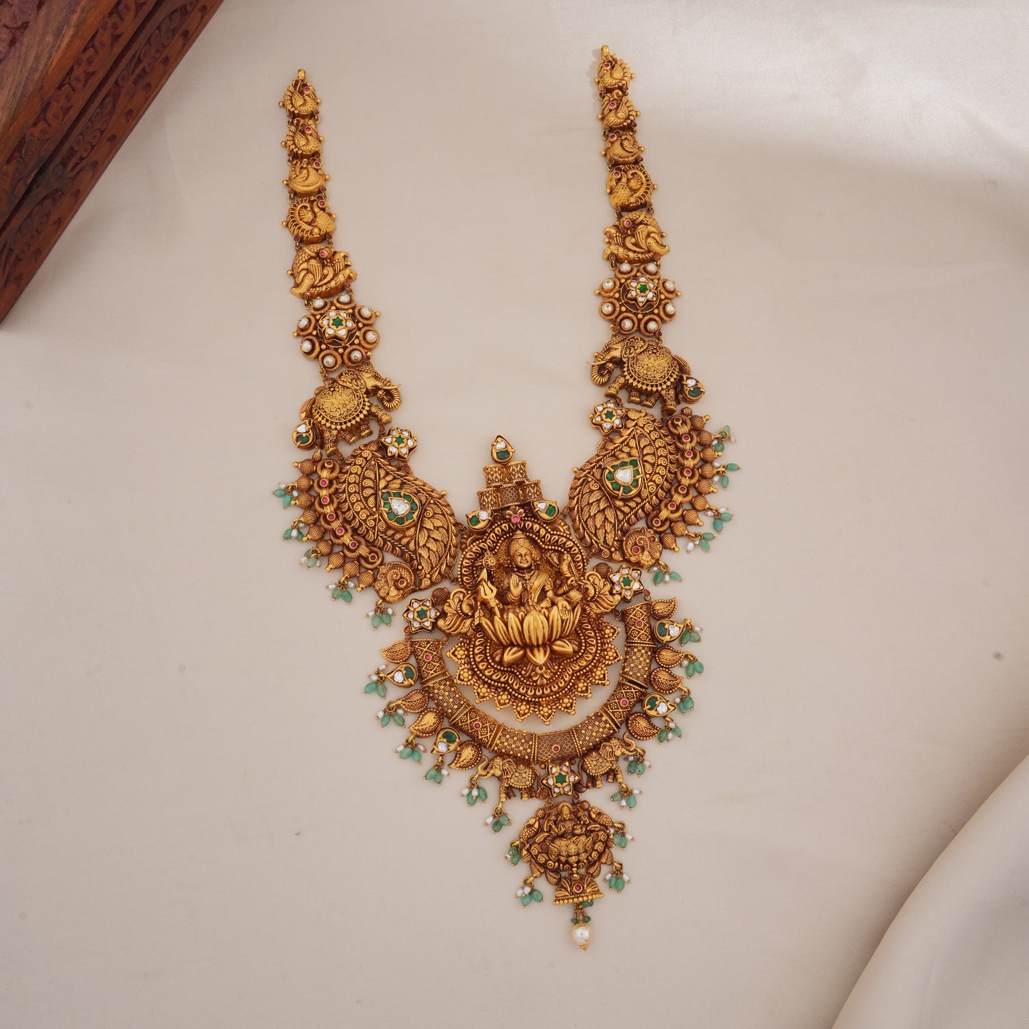 Dainty Antique Necklace