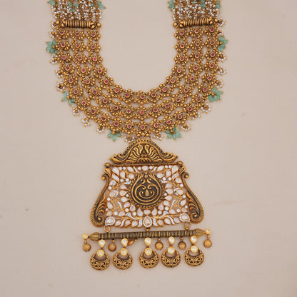 Graceful Antique Necklace