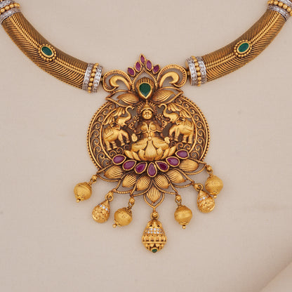 Traditional Antique Short Necklace