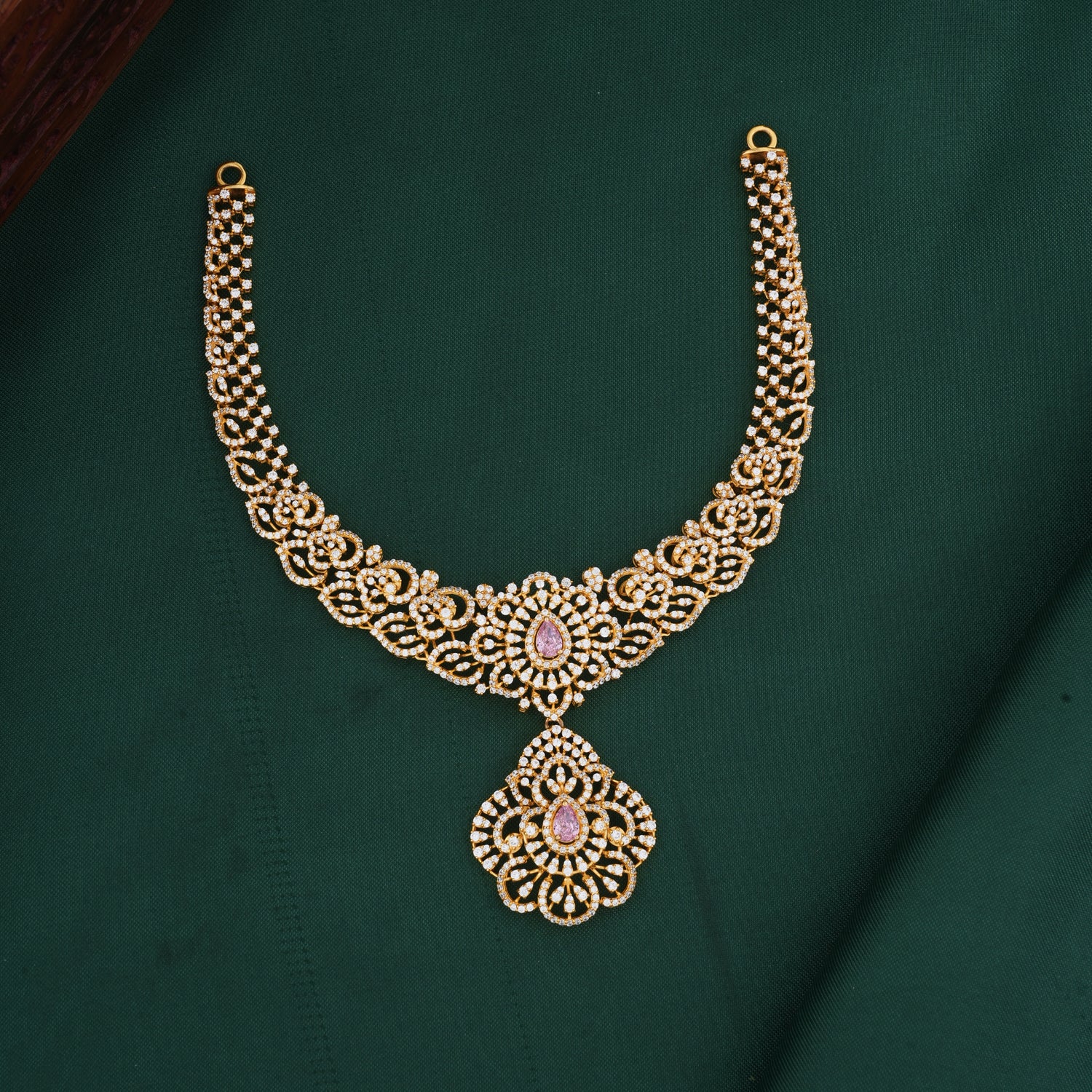 Charming Short Necklace