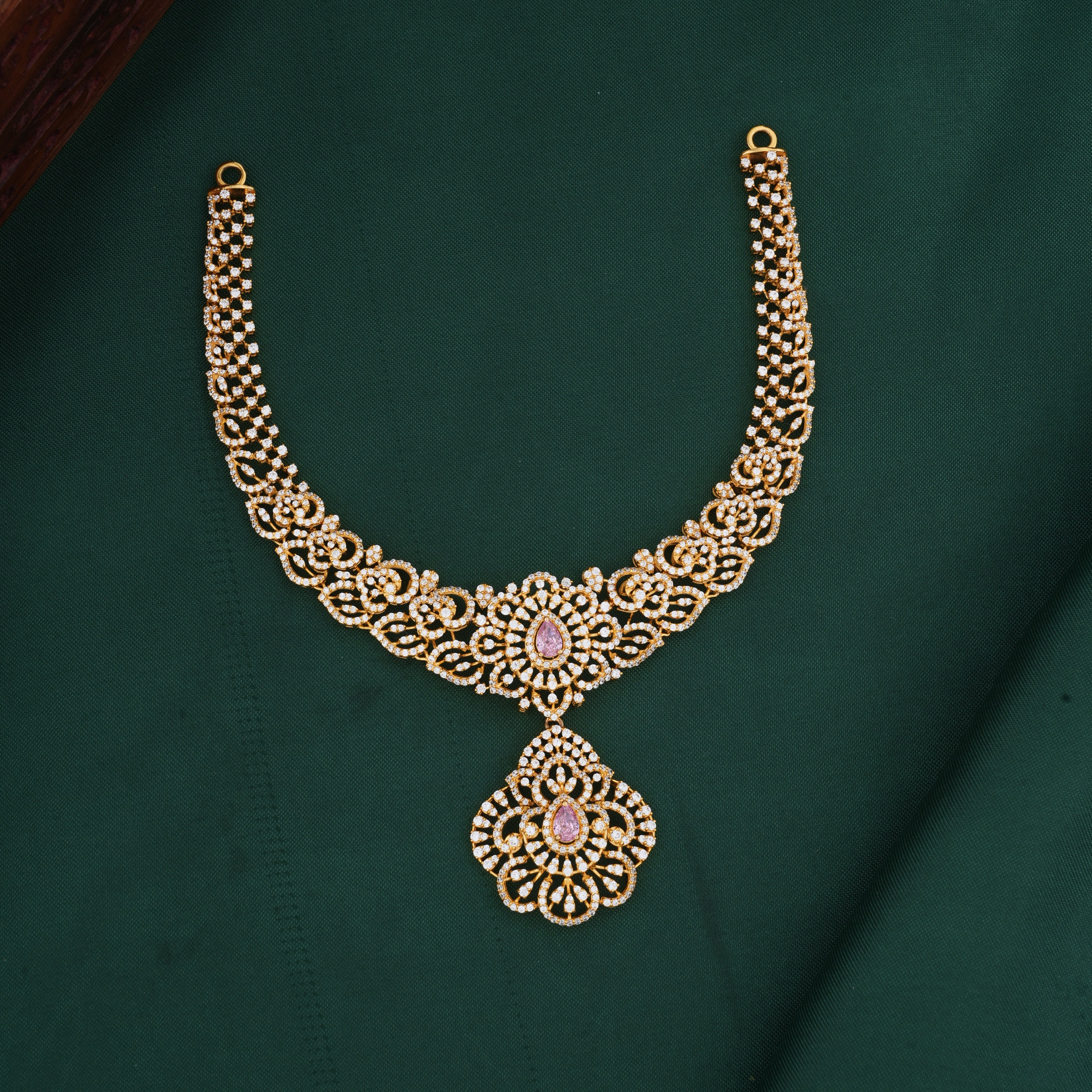 Charming Short Necklace