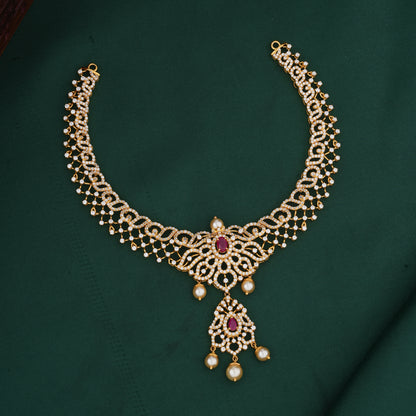 Admiring Short Necklace