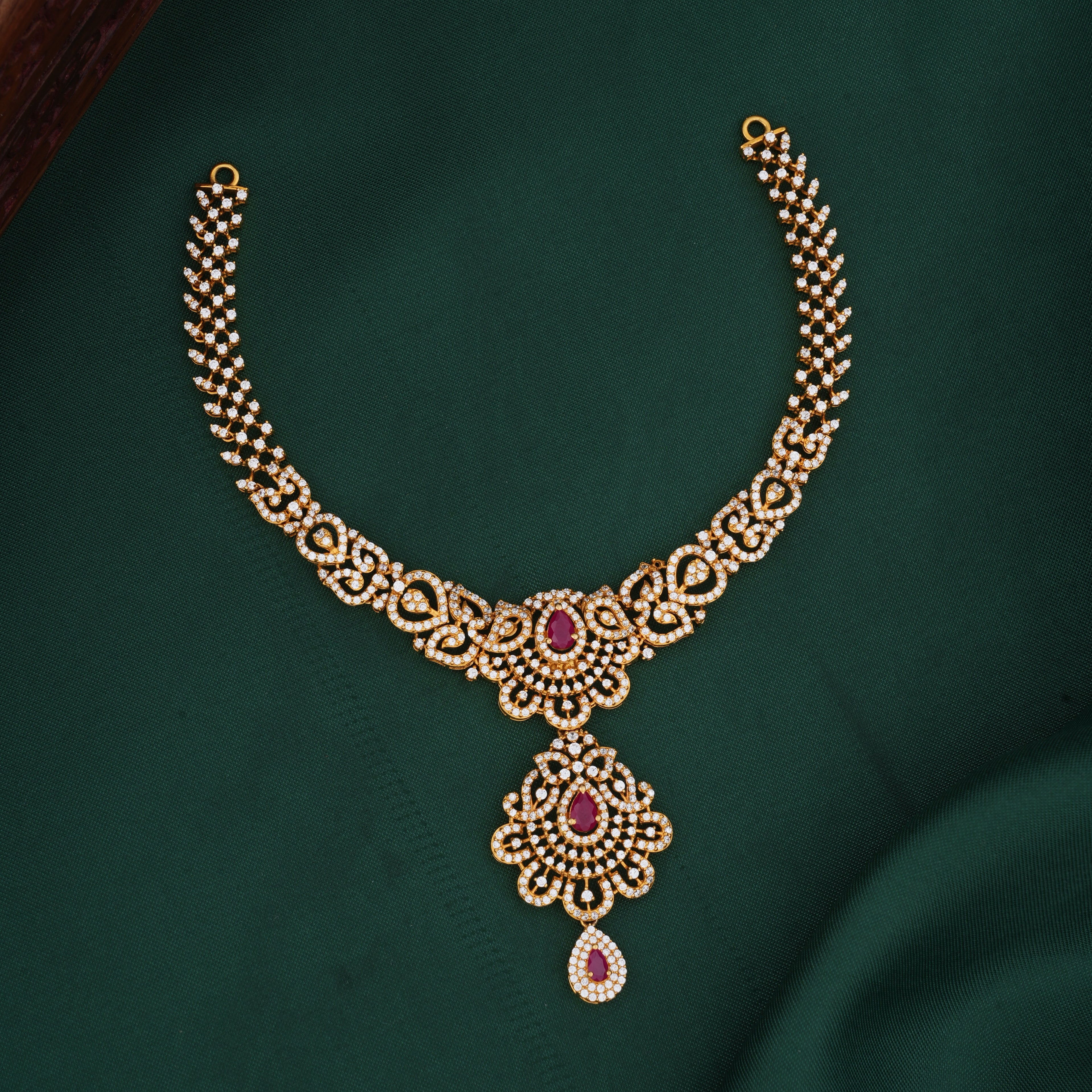 Charming Short Necklace