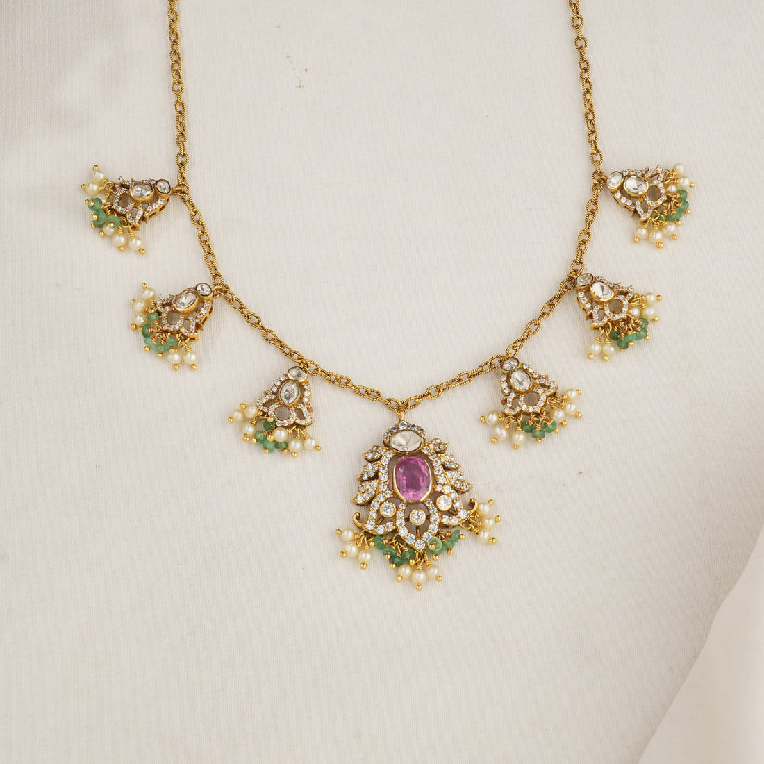 Vinthikaa Victorian Necklace