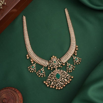 Mahilini Long Necklace