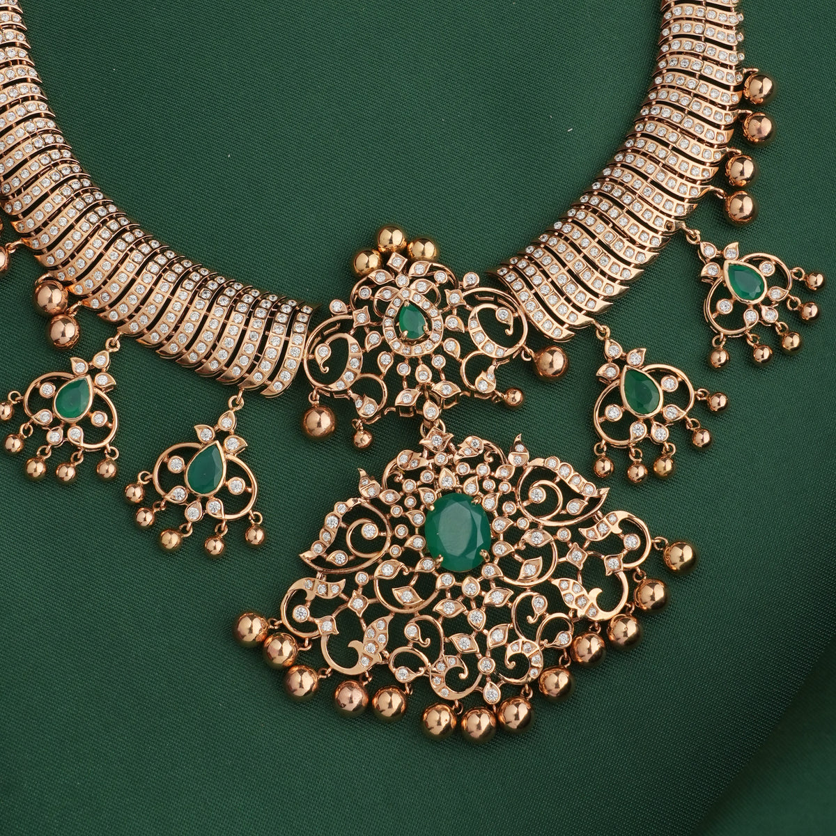 Mahilini Long Necklace
