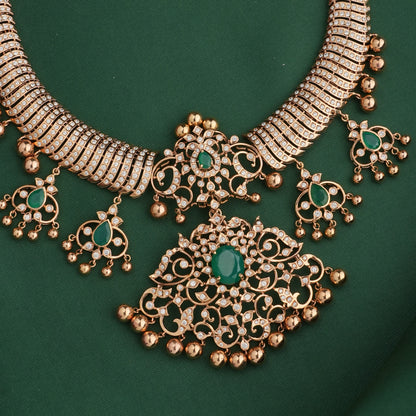 Mahilini Long Necklace