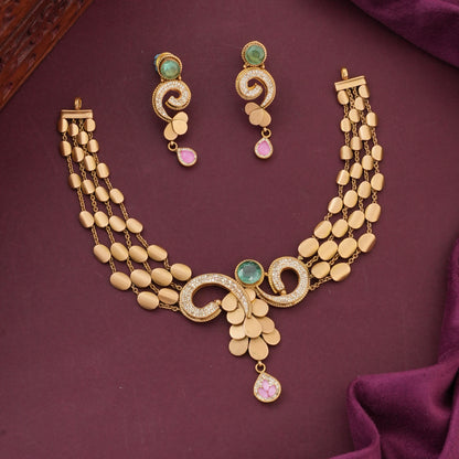 Chic &amp; Trendy Antique Short Necklace Set