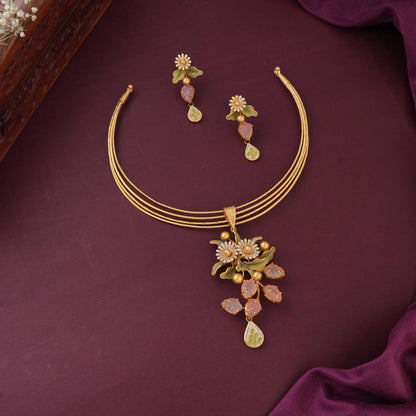 Stunning Antique Short Necklace Set