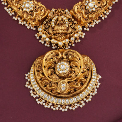 Grandeur Antique Short Necklace