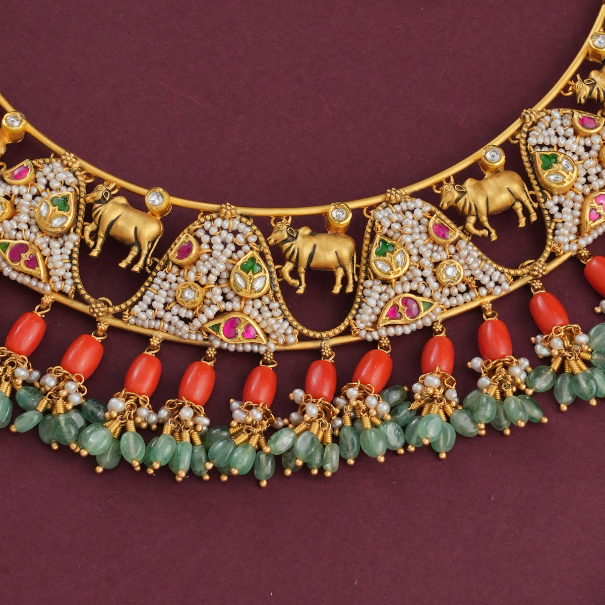 Royal Radiance Antique Short Necklace Set