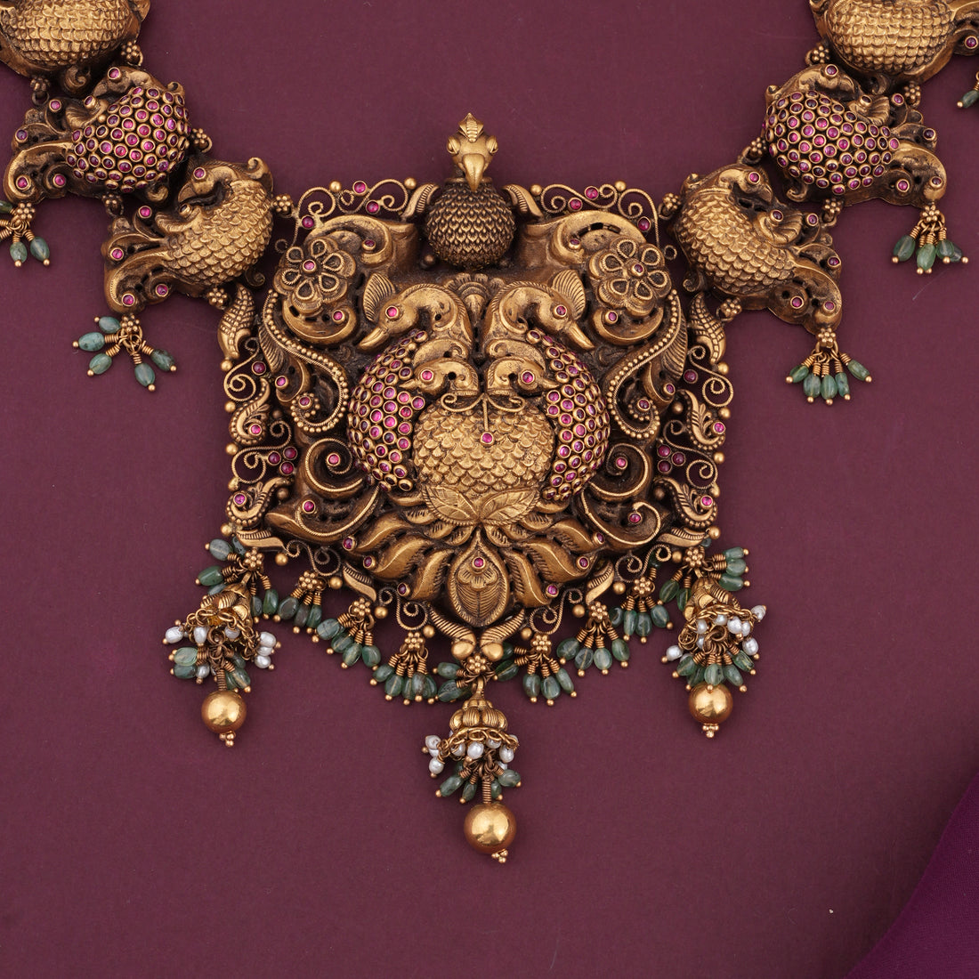 Bridal Like Antique Short Necklace