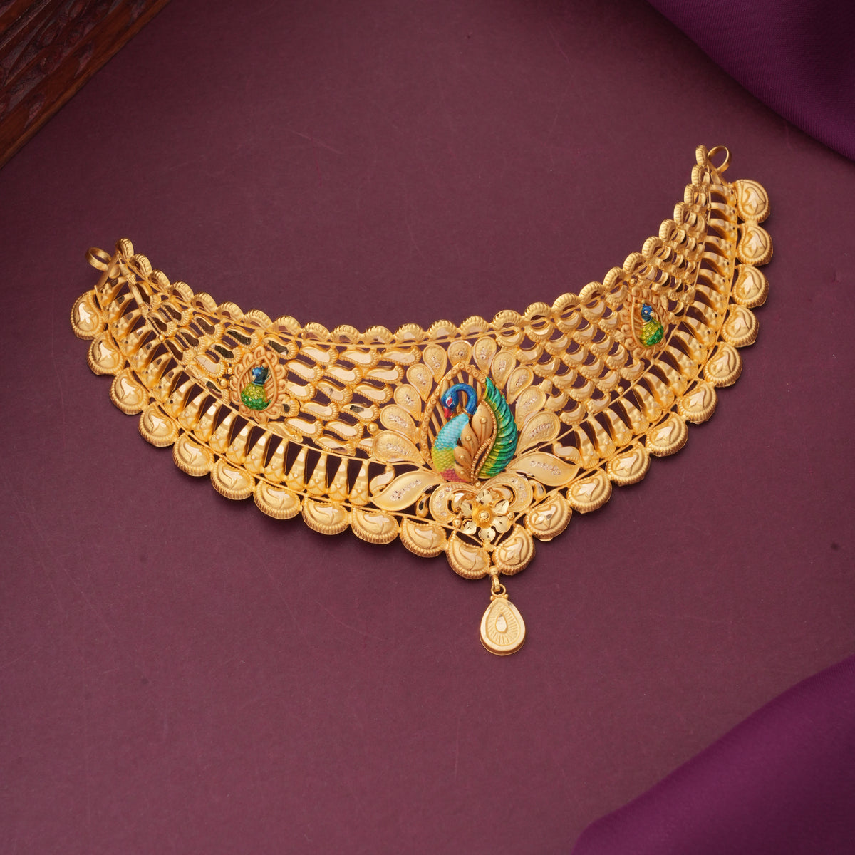Elegant Peacock Gold Choker