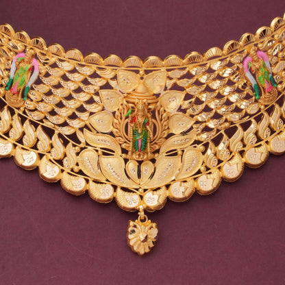 Grandeur Gold Choker