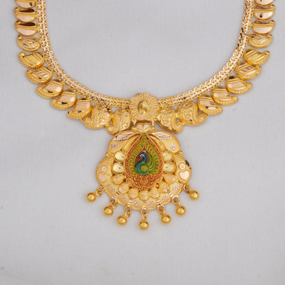 Enhancing Short Necklace