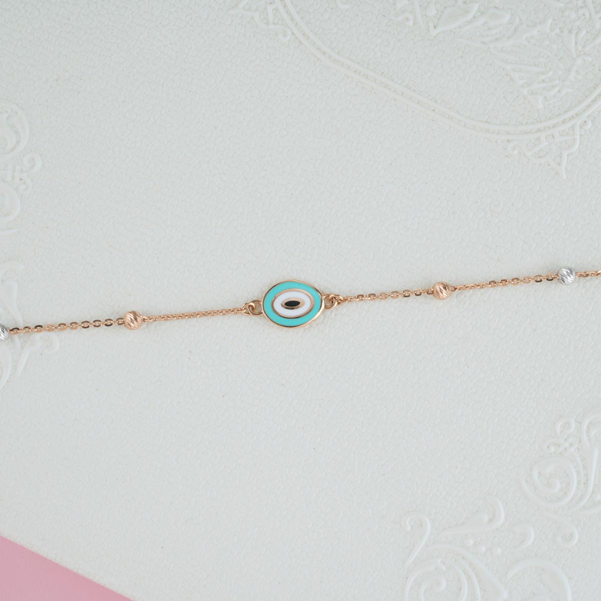 Engaging 18KT Bracelet