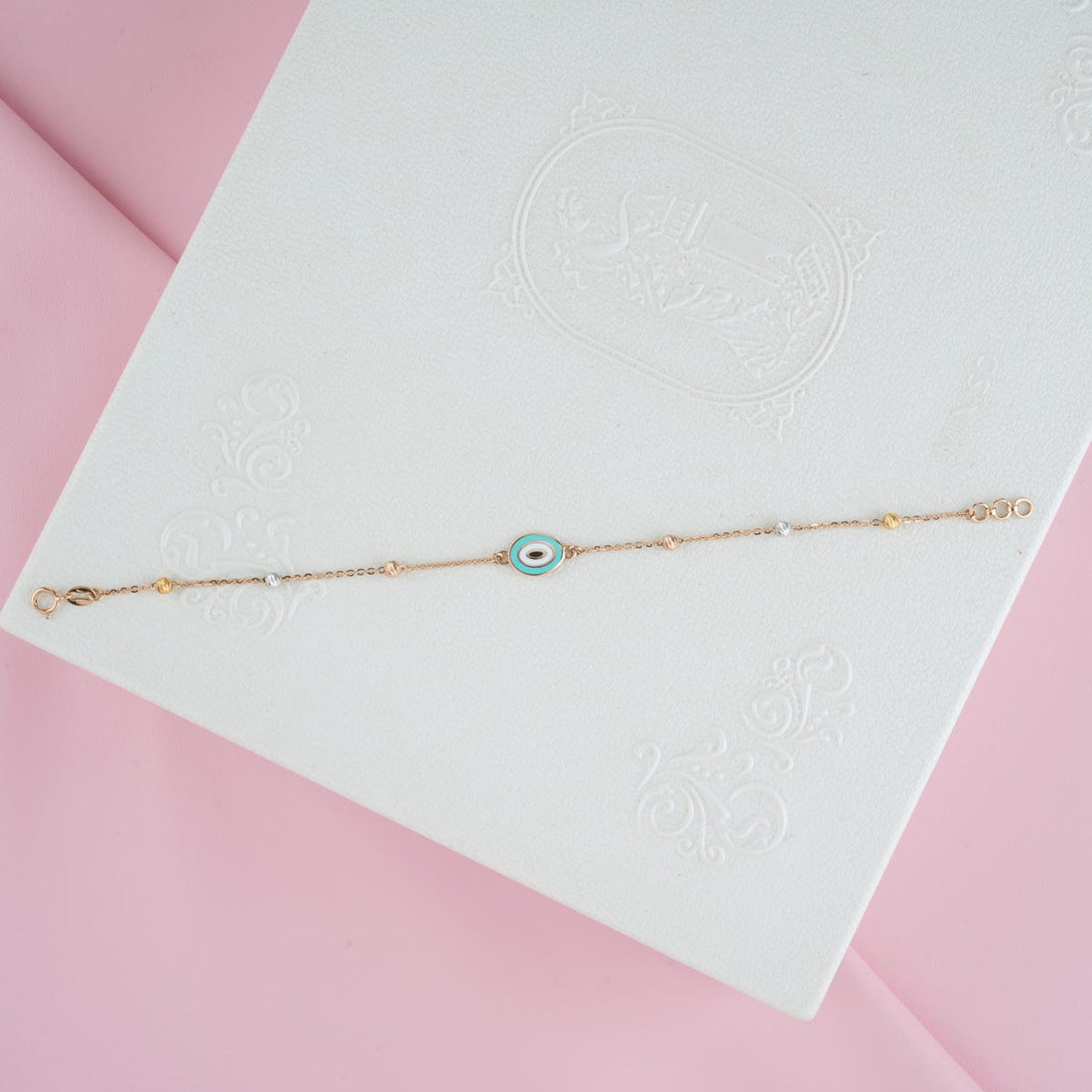 Engaging 18KT Bracelet