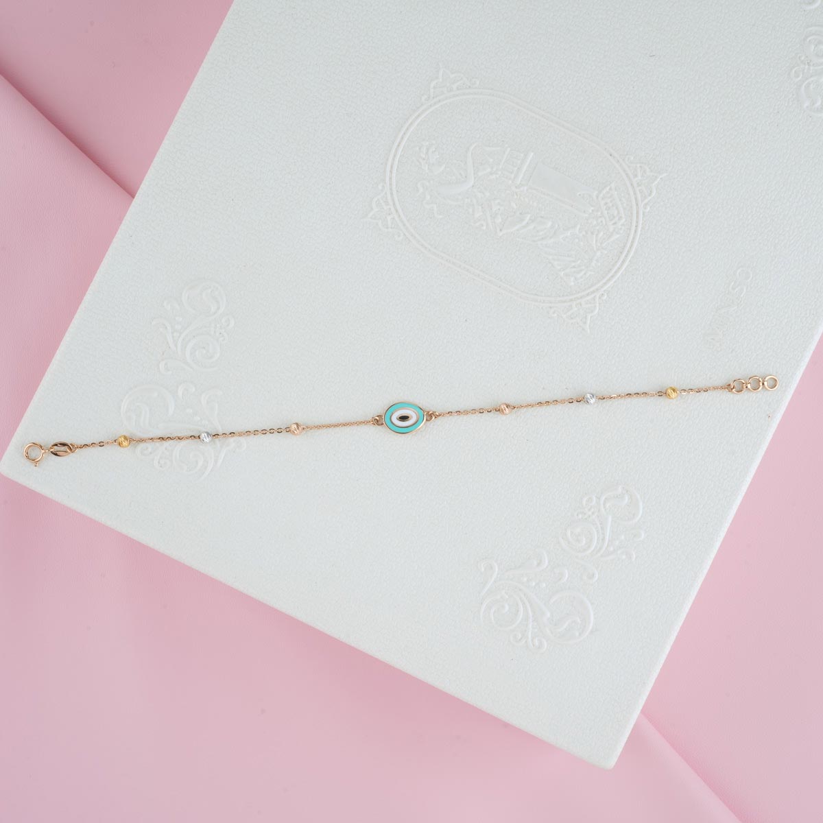 Engaging 18KT Bracelet