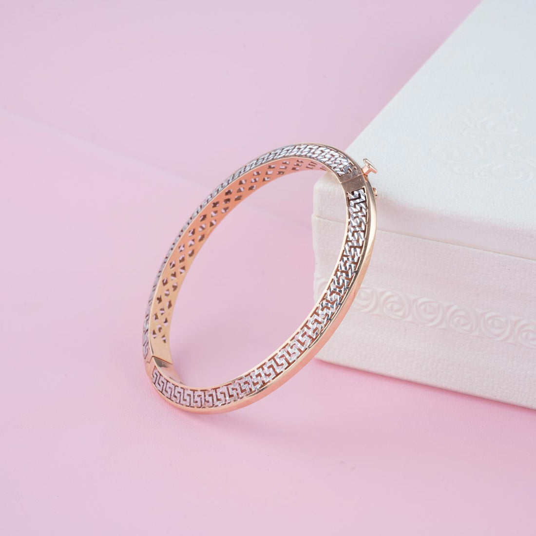 Staggering Class Bracelet
