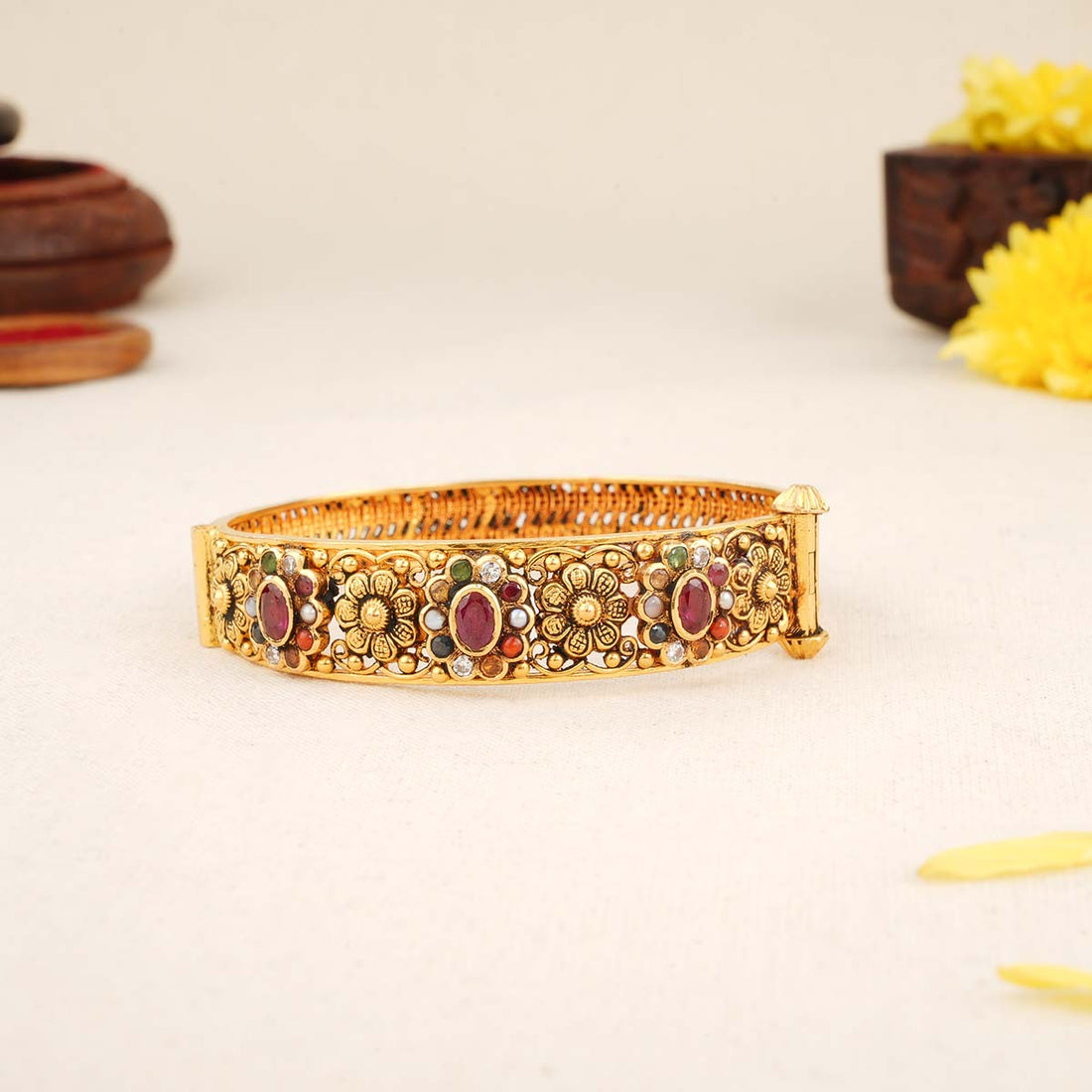 Aadhini Navarathna Bracelet
