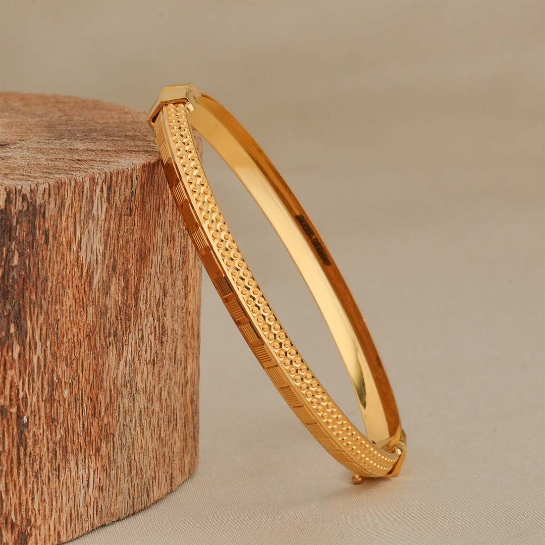 Glisten Bracelet