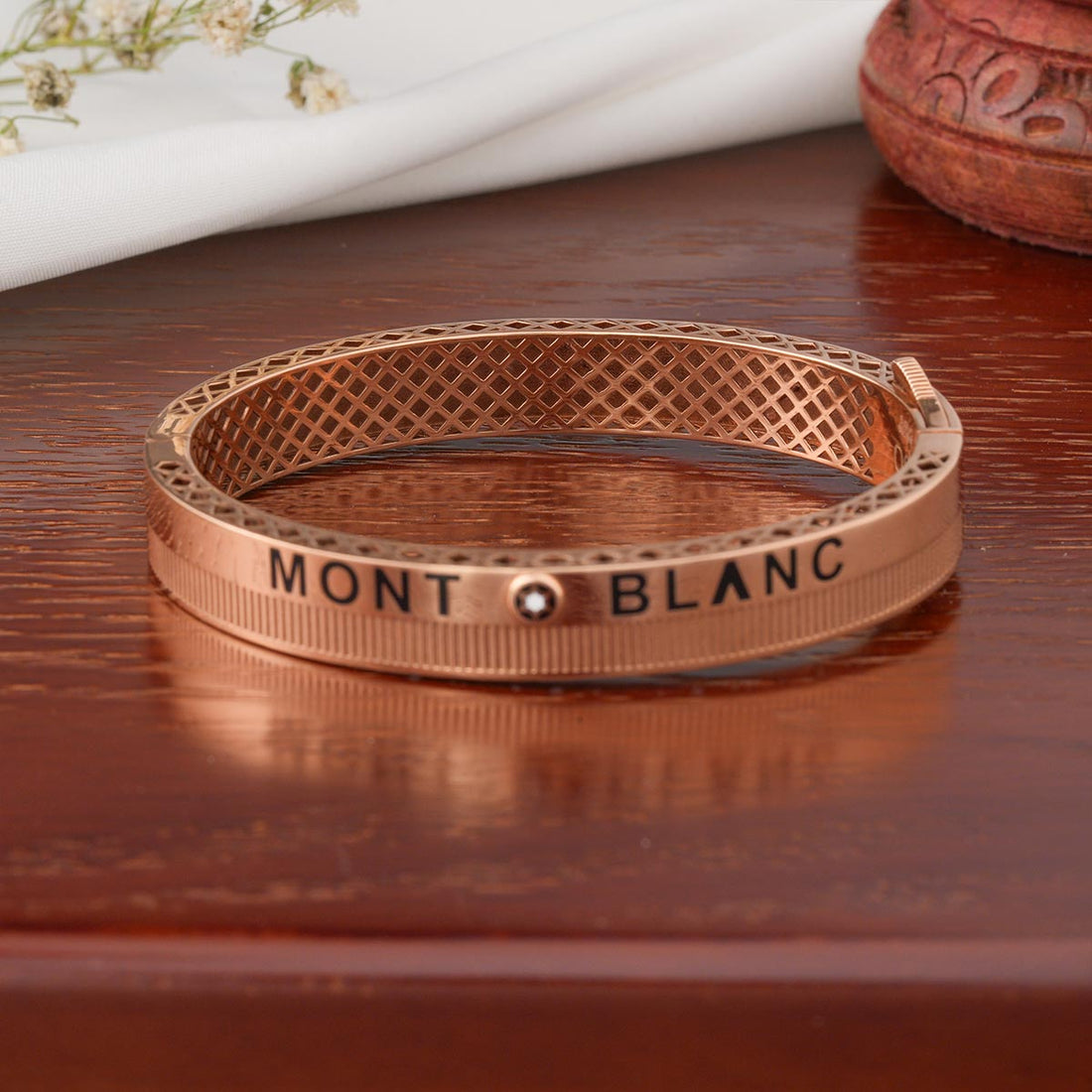 Charming Men&
