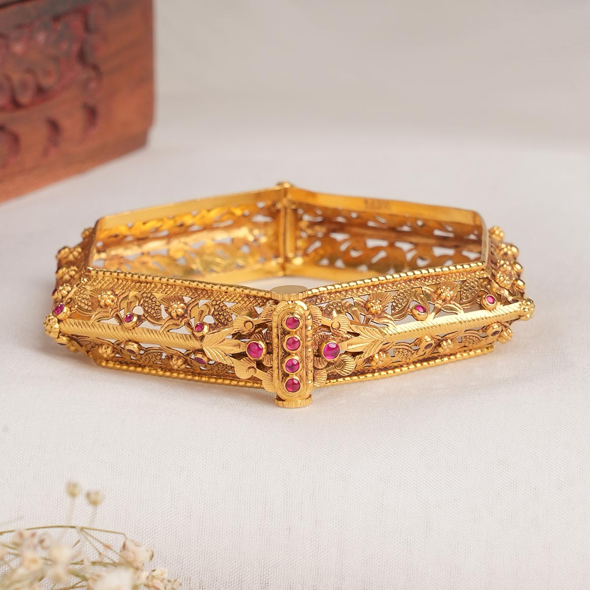 Kavyasri Bracelet